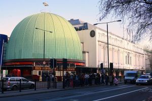 London-Madame_Tussauds_gallery_dome